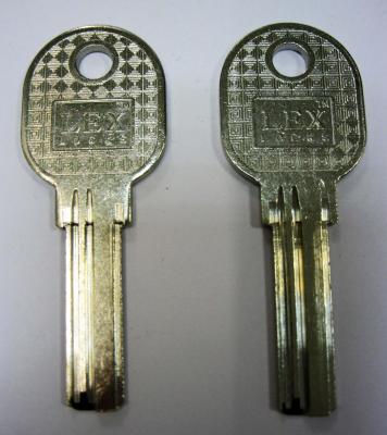 Заготовка для ключей 00507 LEX E-30.LEX (29*8,84*2,3мм) вертикальная