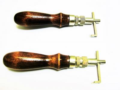 Универсальный инструмент грувер - канавкорез (фаскорез) для кожи 