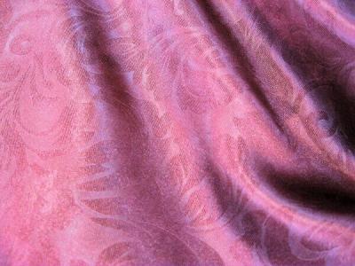 Портьерная ткань Блэкаут цвет бордово-красный рисунок морозное утро
